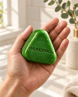 The 120 g bar in an open palm, showing its size (product visualization)